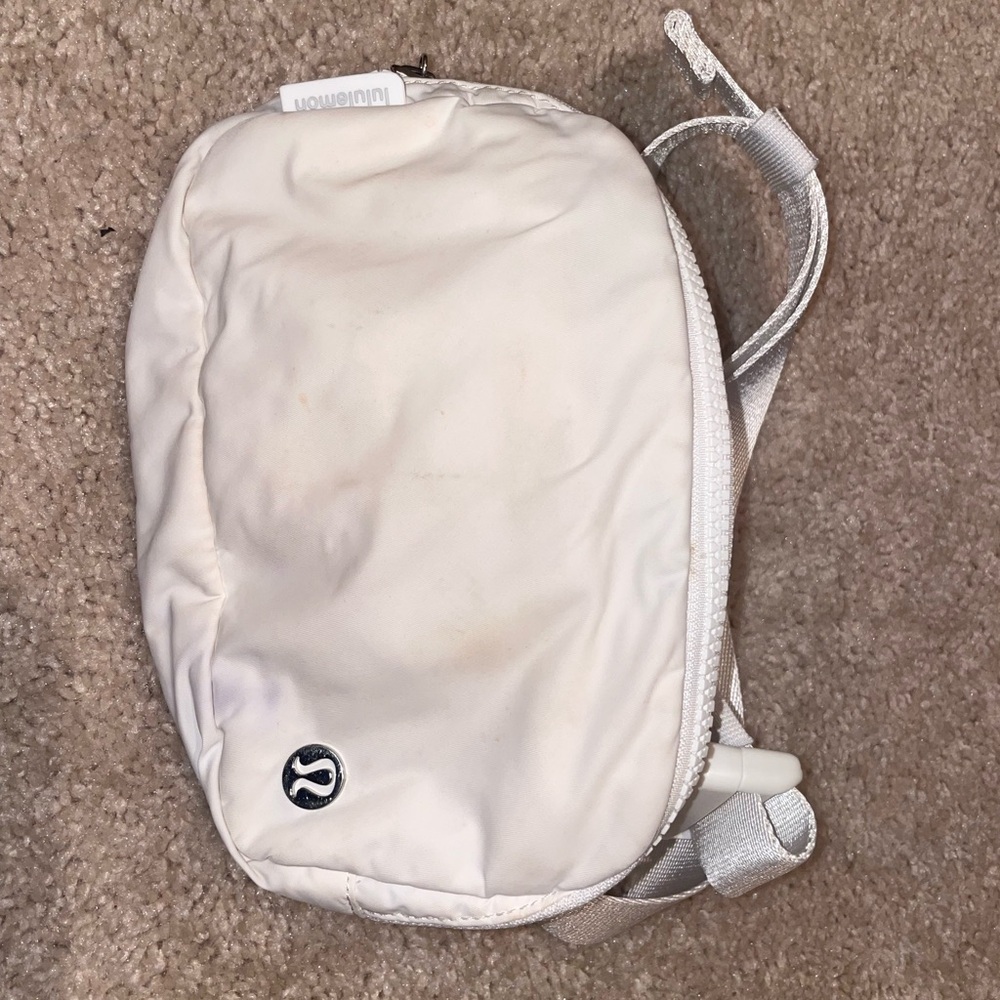 LULULEMON BELT BAG